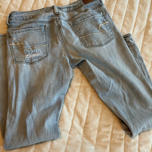 American Eagle Size 6 Jeans - Picture 3 of 3